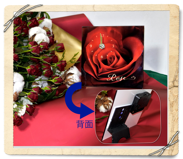 ガラスプレートの置時計