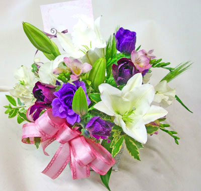 画像1: 紫の花の春のアレンジメント (1)