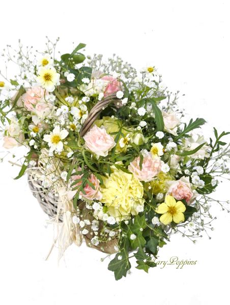 ウインターコスモスのナチュラルアレンジメント